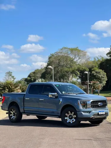 Ford F-150 Platinum 4X4 5.0 V8 2023