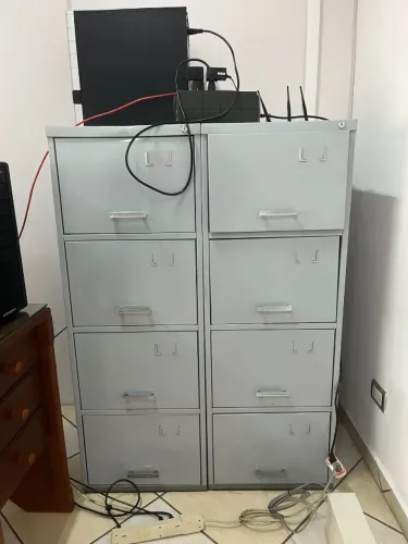 ARQUIVO DE AÇO 4 GAVETAS - RESISTENTE E FUNCIONAL