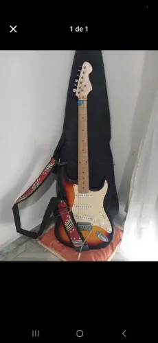 Guitarra Vogga Stratocaster