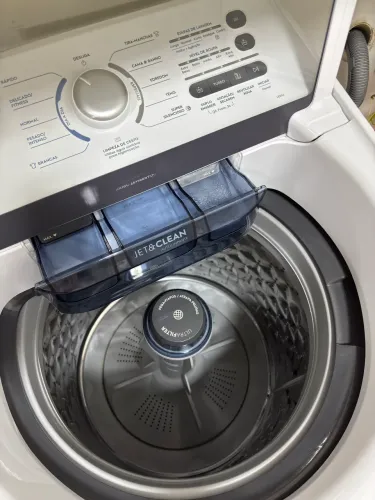 Maquina de lavar roupa 14kg Eletrolux 