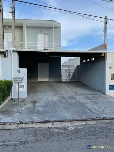 Sobrado à venda com 3 quartos, sendo 2 suítes - Nakamura Park, Cotia, SP