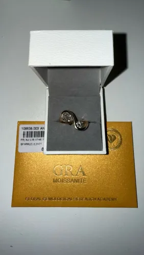Anel Moissanite Prata 925 com Banho Ouro 18k