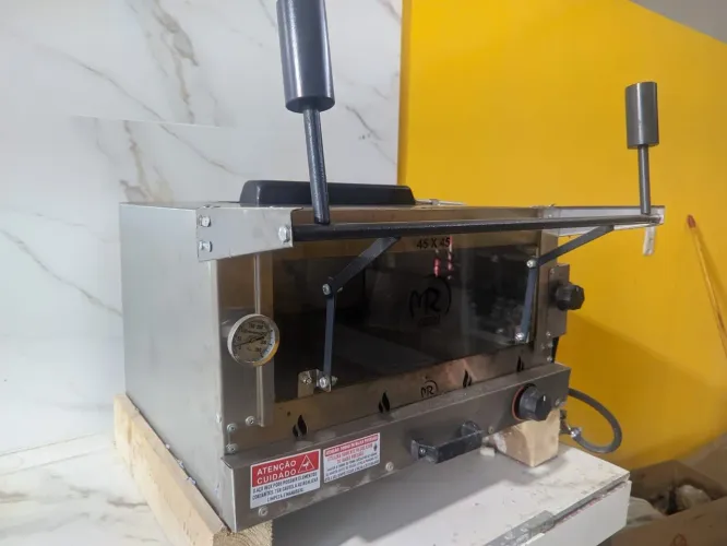 Forno industrial a gás com infra vermelha