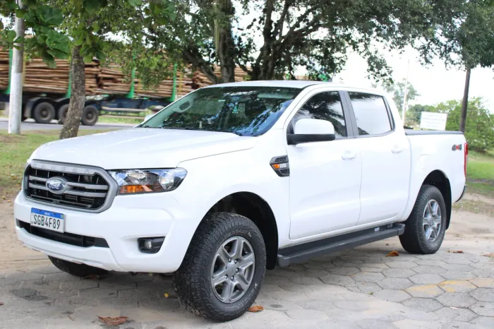 Ford Ranger XLS 2.2 4X4 CD Diesel Aut. 2023