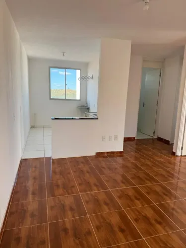 Alugo apto superior de 2 quartos, na divisa de Valparaíso c/ Luziânia, ao lado da BR-040, 