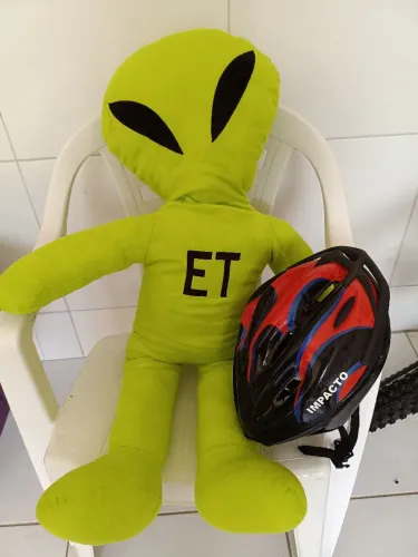 Kit pra sua criança! Capacete+pelúcia