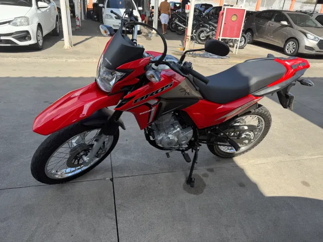 Honda broz 15 mil rodados estado de zero 