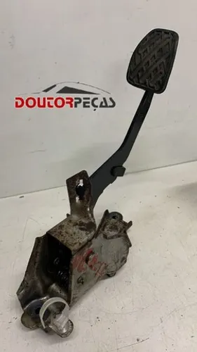 Pedal Da Embreagem Com Suporte Nissan Versa 2013/16 