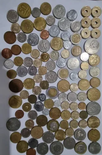 Coleção com 104 Moedas