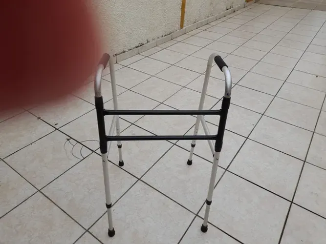 Andador
