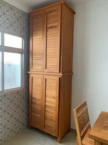 Armário Maquinado Em Peroba Rosa