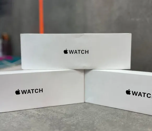 ** Apple Watch SE 2 Midnight 40mm -