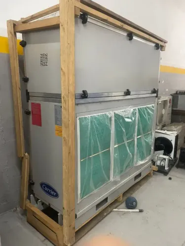 Fan Coil 39EB 1 5P66HVA novo sem uso 