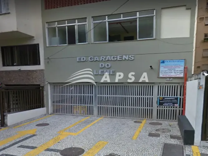 EXCELENTE VAGA DE GARAGEM, EM EDIFÍCIO GARAGEM COM PORTARIA 24 HORAS.
