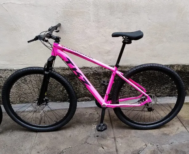 Mountain Bike 29 com 22 marchas Shimano