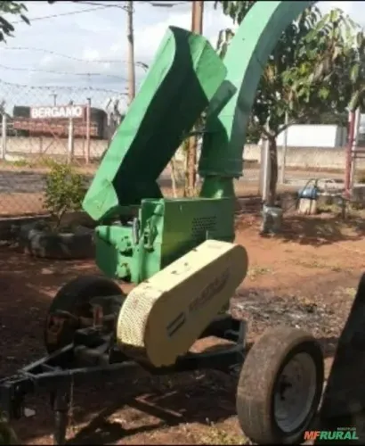 ENSILADEIRA FORRAGEIRA