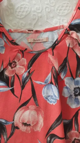 Blusinha Floral Quintess - Leve, Fresquinha e a Cara do Verão! ?