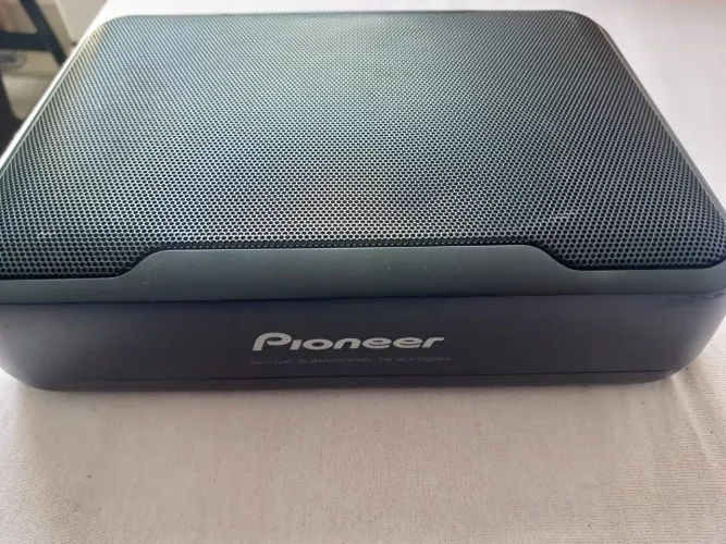 Subwoofer Pioneer amplificado TS-WX130EA