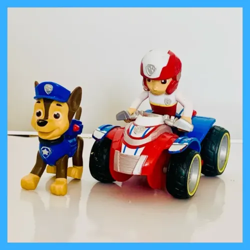 Miniaturas Patrulha Canina - Chase Ryder com Quadriciclo Sunny Paw Patrol Boneco Nick