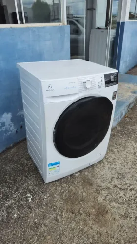 Lava e seca Electrolux 