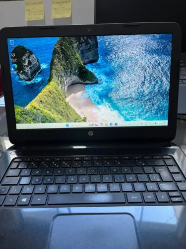 Notebook HP 14" - Intel i5, 256gb SSD e 4gb RAM