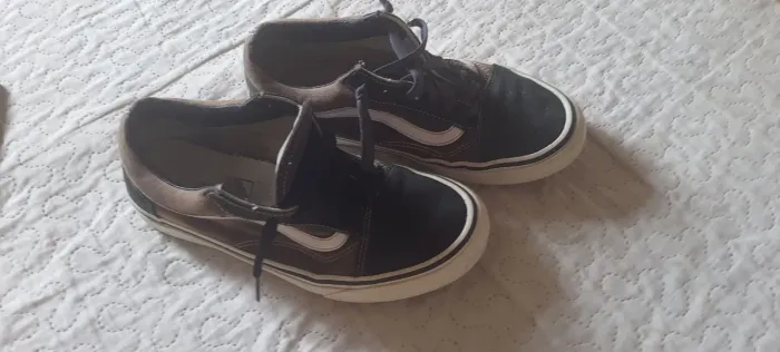 Tênis Vans Old Skool Preto e Marrom tamanho 35