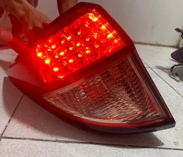 Lanterna traseira lado esquerdo Honda hrv 2016/2018