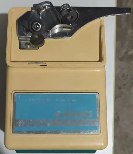 Abridor e Afiador de Latas Arno - Antigo Vintage