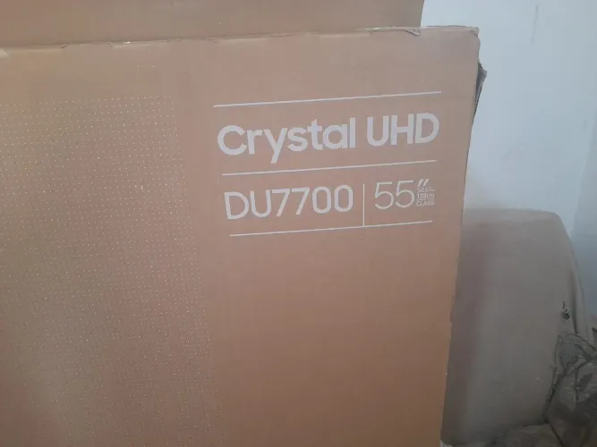 Caixa vazia p transportar tv de 55 polegadas