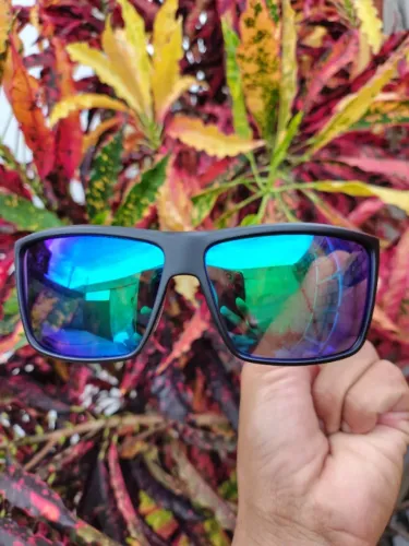 Óculos de sol dobradiças integrais com mola, templos curvos