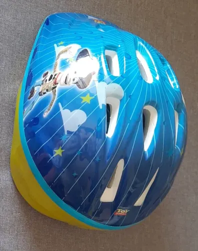 Capacete infantil Toy Story azul