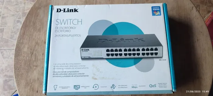 Switch D-Link 24 Portas DES-1024D