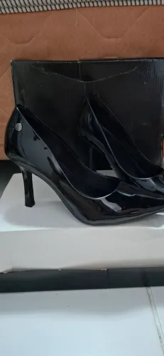 Vendo scarpan preto