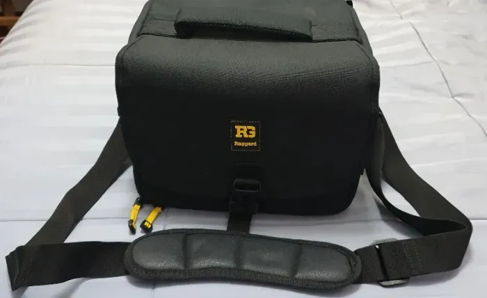 Bolsa De Ombro p/ Câmera DSLR Ruggard Commando 36