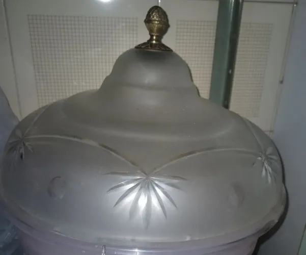 Cúpula antiga de lustre de cristal