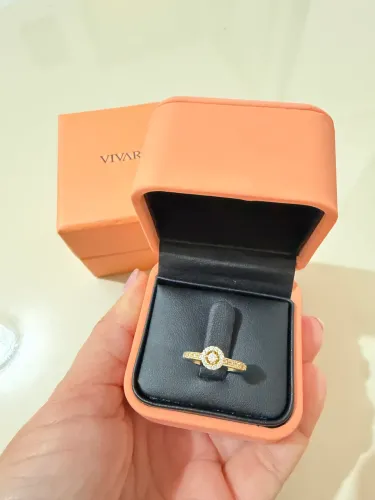 Anel Vivara Ouro com diamantes