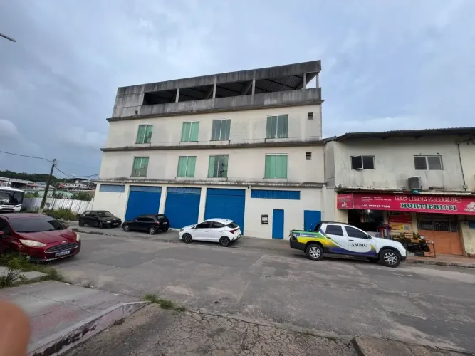 ALUGA-SE PRÉDIO COMERCIAL COM 568m²  PRÓXIMO AO DISTRITO INDUSTRIAL | MANAUS