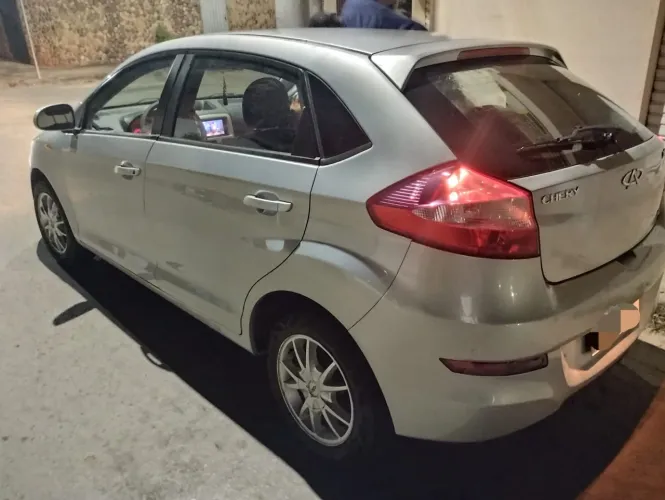 Chery Celer Hatch 1.5 16V Flex 5P 2015