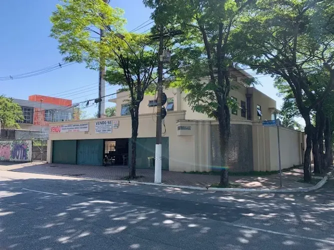 Prédio Comercial 1.100 m² - Praça Panamericana - 25 Vagas