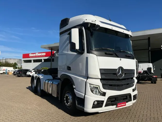 Mercedes-Benz Actros 2651 S 6x4 | Selectrucks.
