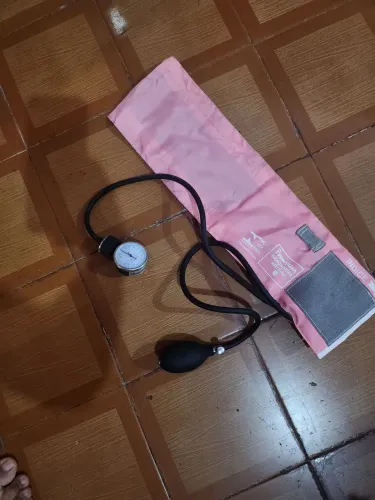 Aparelho de medir pressão arterial profissional