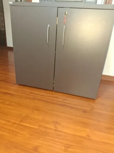 Armario para escritorio em MDP com arquivo para pasta suspensa