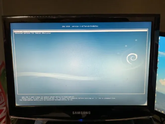 Monitor LCD da Samsung, modelo SyncMaster 733NW de 17 polegadas (widescreen)