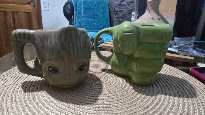 Canecas Marvel