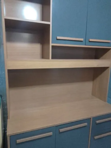ARMÁRIO DE COZINHA