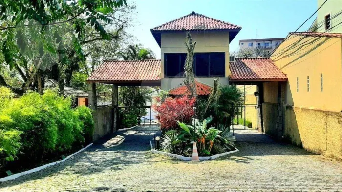 Terreno plano em excelente Condomínio, Paineiras, 269,50 m², gramado e pronto para constru