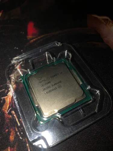 PROCESSADOR Intel I3 7100