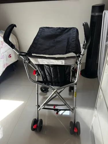 Carrinho guarda Chuva Unissex