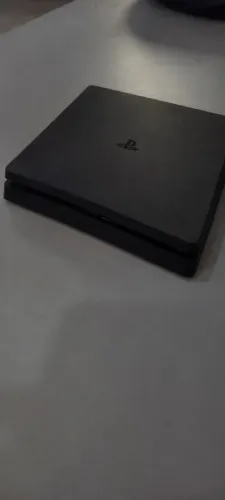 Vendo ps4 slim