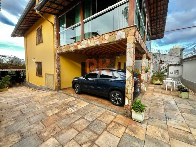 Casa de 3 quartos (1 suíte) para aluguel no Bairro Planalto, BH 260m² | Piscina e espaço